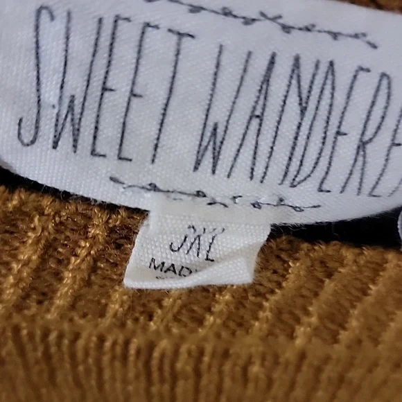 Sweet Mustard Yellow Sweater Size 3X - Picture 2 of 4